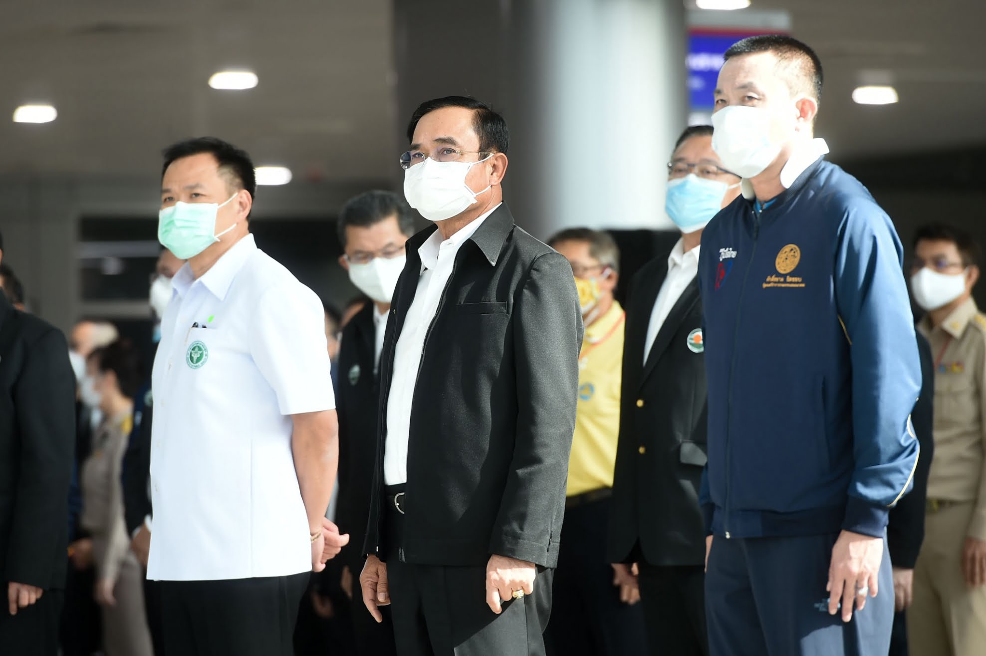 นายกฯ ตรวจเยี่ยมศูนย์ฉีดวัคซีนกลางบางชื่อ คิกออฟฉีดวัคซีนพร้อมกันทั่วไทย : อินโฟเควสท์